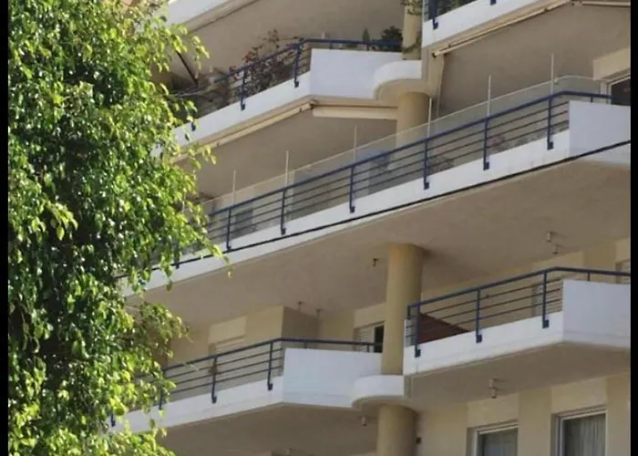 Kate Apartment, Across The Marina